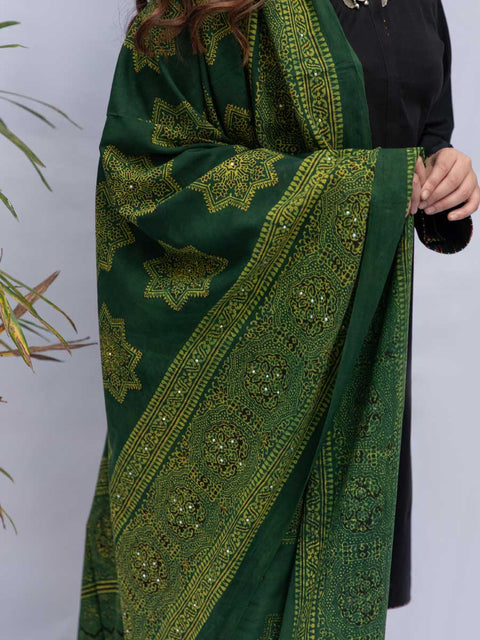 Raks Ajrak Chaadar (Green)