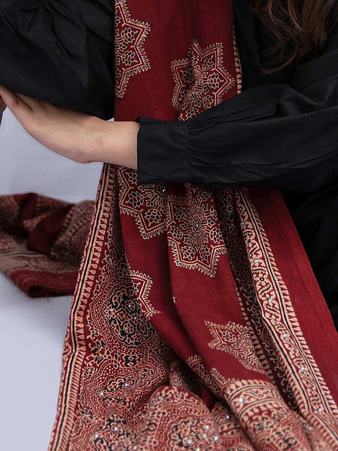 Raks Ajrak Chaadar (Maroon)