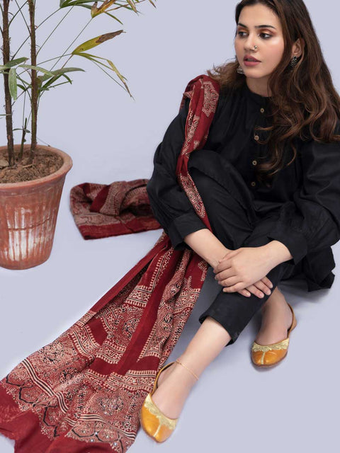 Raks Ajrak Chaadar (Maroon)