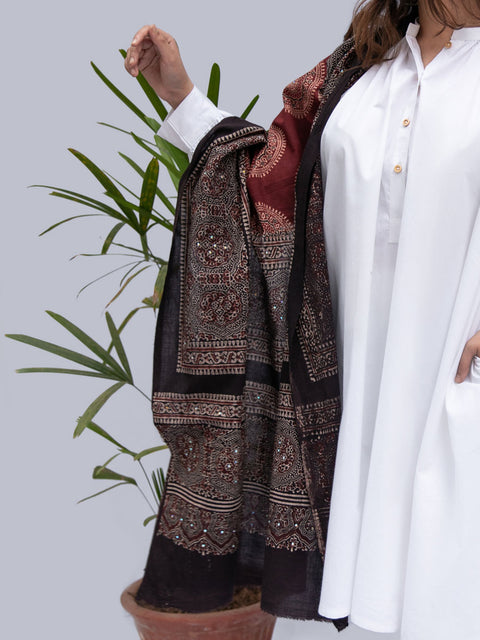 Ulfat Ajrak Chaadar (Two Tone - Maroon)